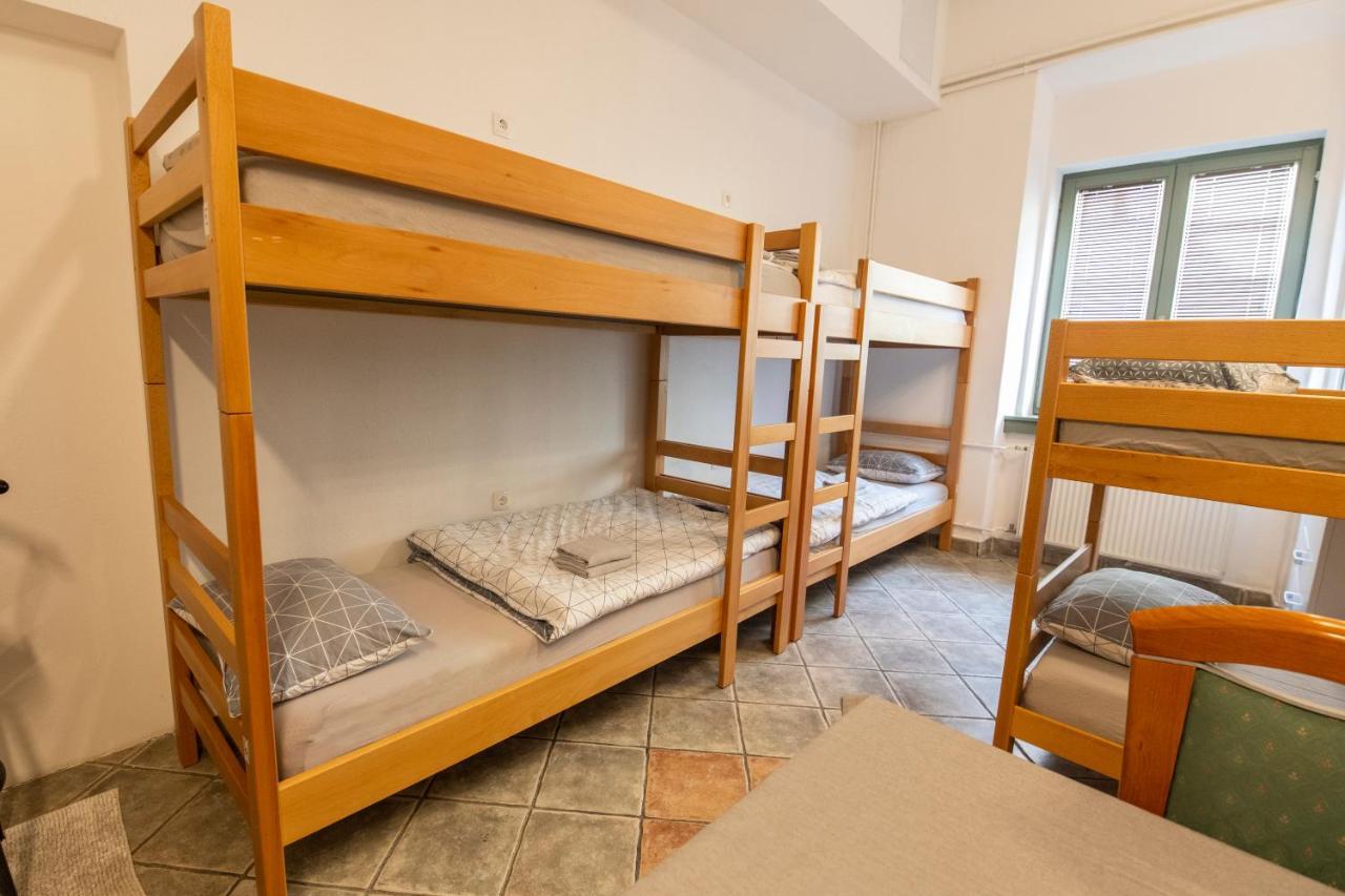 Hostel Vojnik Ngoại thất bức ảnh