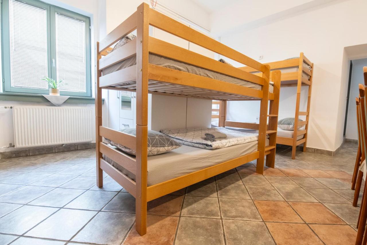 Hostel Vojnik Ngoại thất bức ảnh