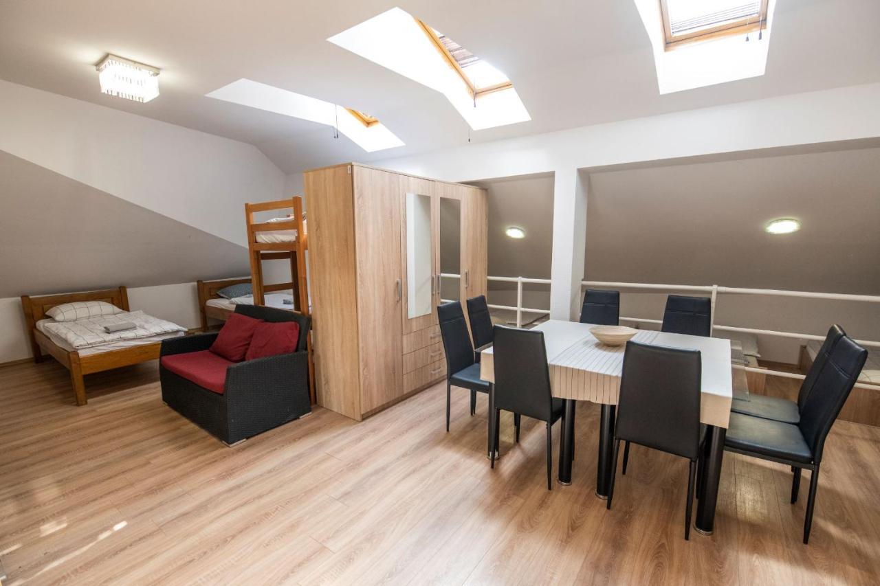 Hostel Vojnik Ngoại thất bức ảnh