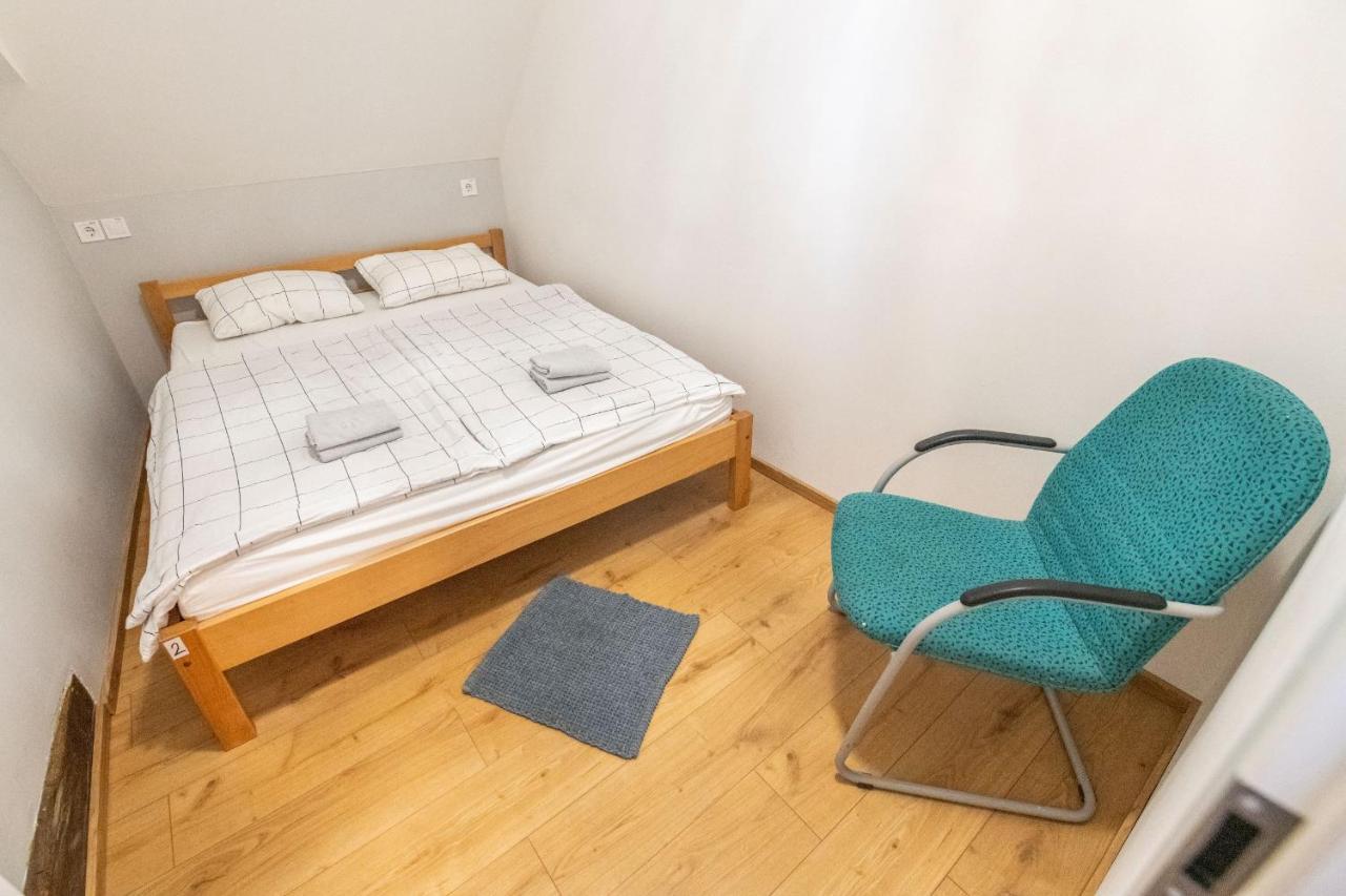 Hostel Vojnik Ngoại thất bức ảnh
