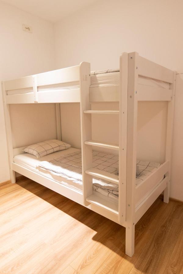 Hostel Vojnik Ngoại thất bức ảnh