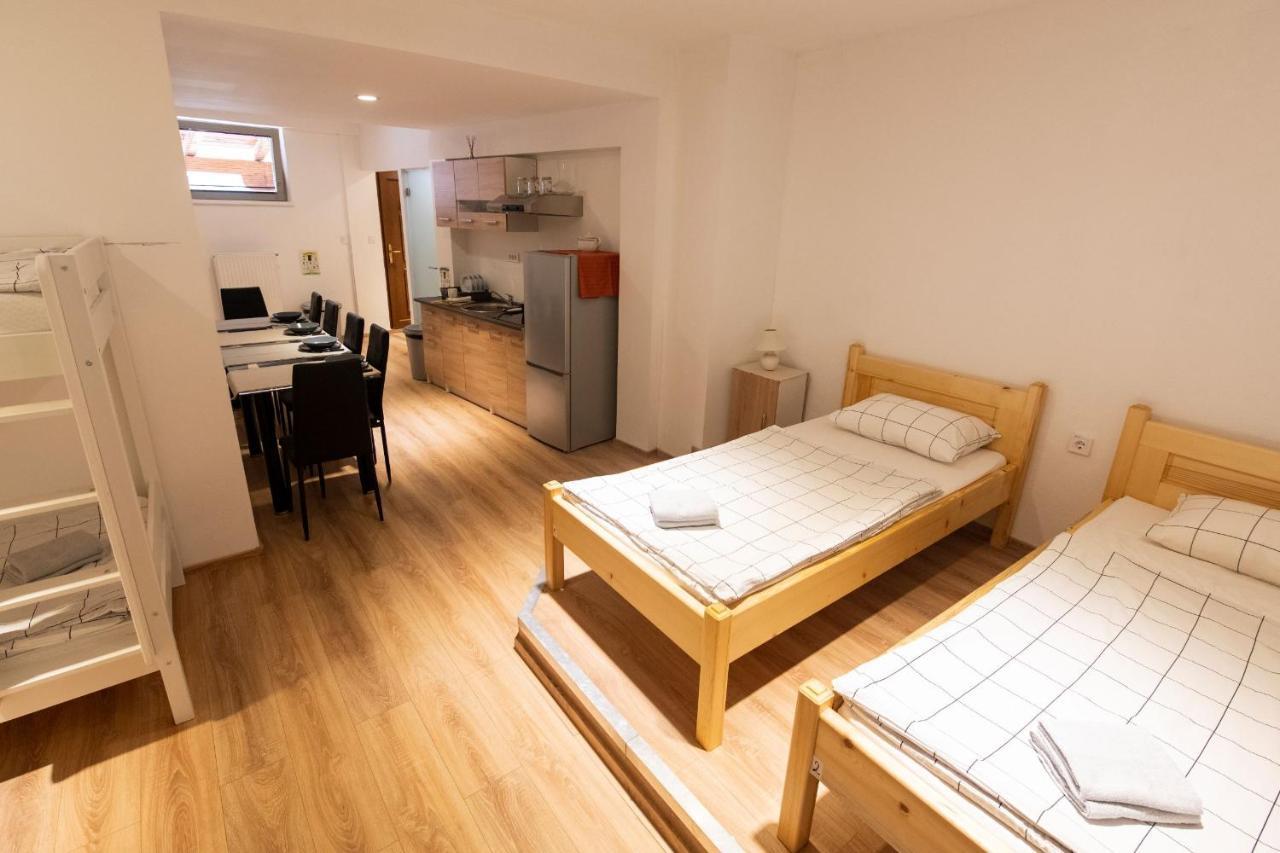 Hostel Vojnik Ngoại thất bức ảnh