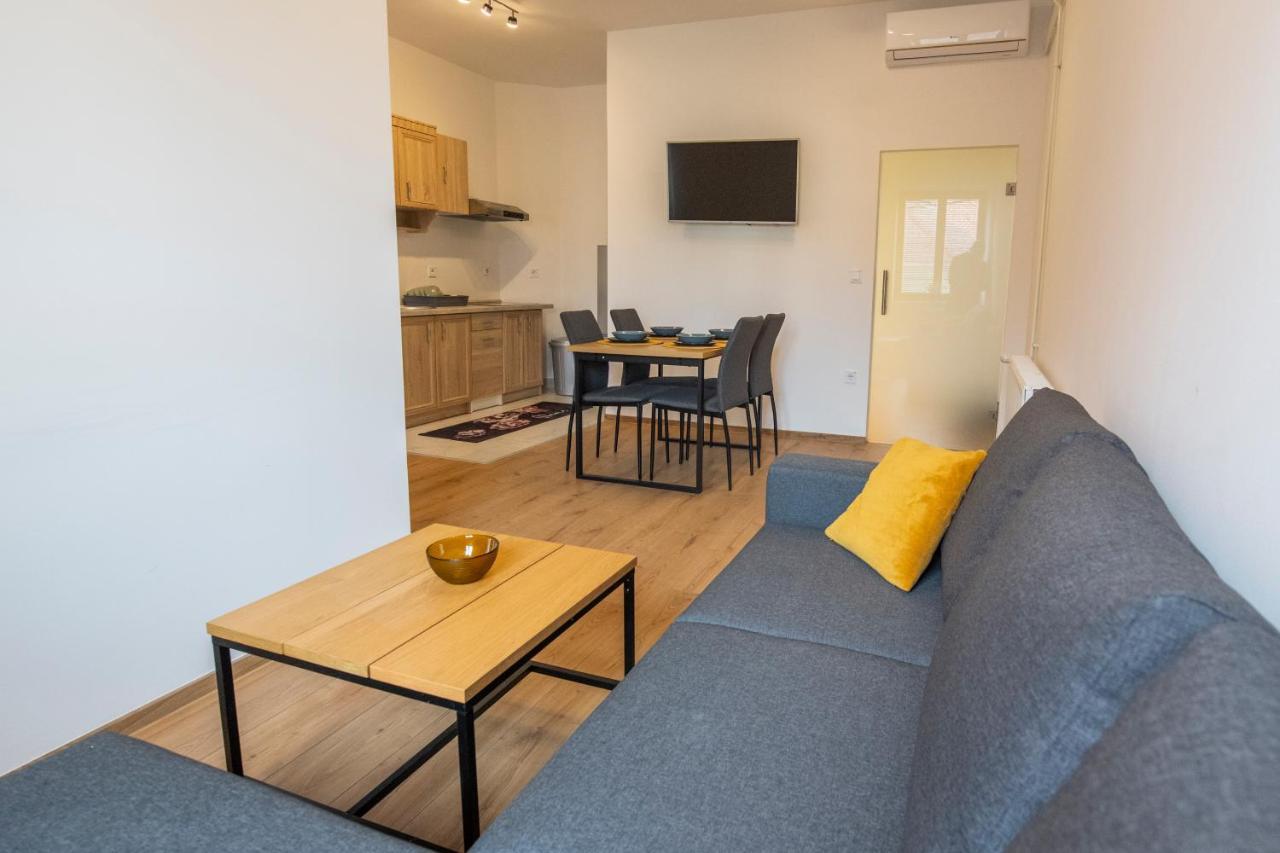 Hostel Vojnik Ngoại thất bức ảnh
