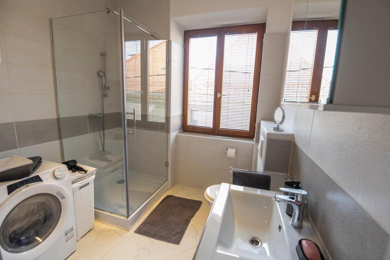 Hostel Vojnik Ngoại thất bức ảnh