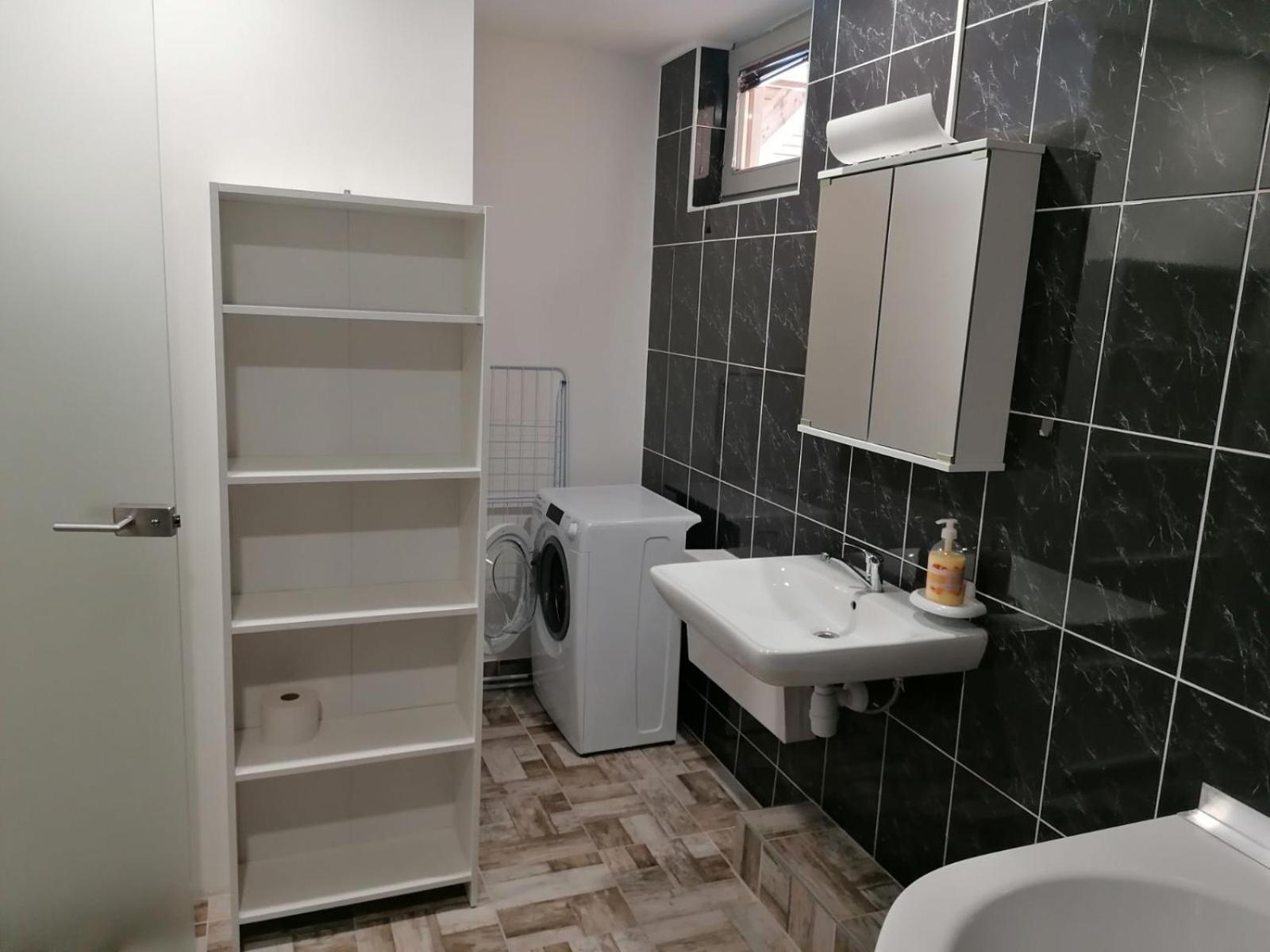 Hostel Vojnik Ngoại thất bức ảnh